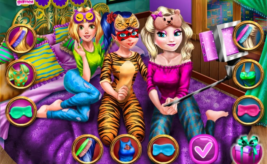 BFFs Sleepover Selfie