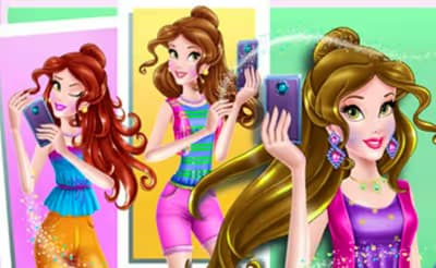 Selfie Queen Instagram Diva